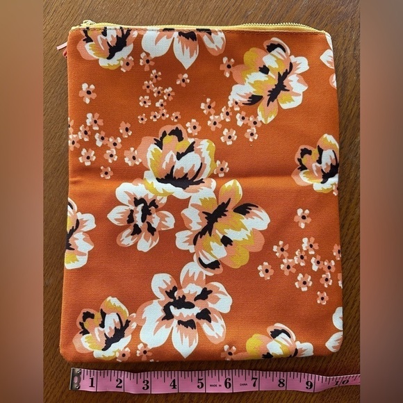 🌟 Rachel Pally Clutch Zahara Folding Floral Orange Blossom Vegan Leather - Picture 2 of 7